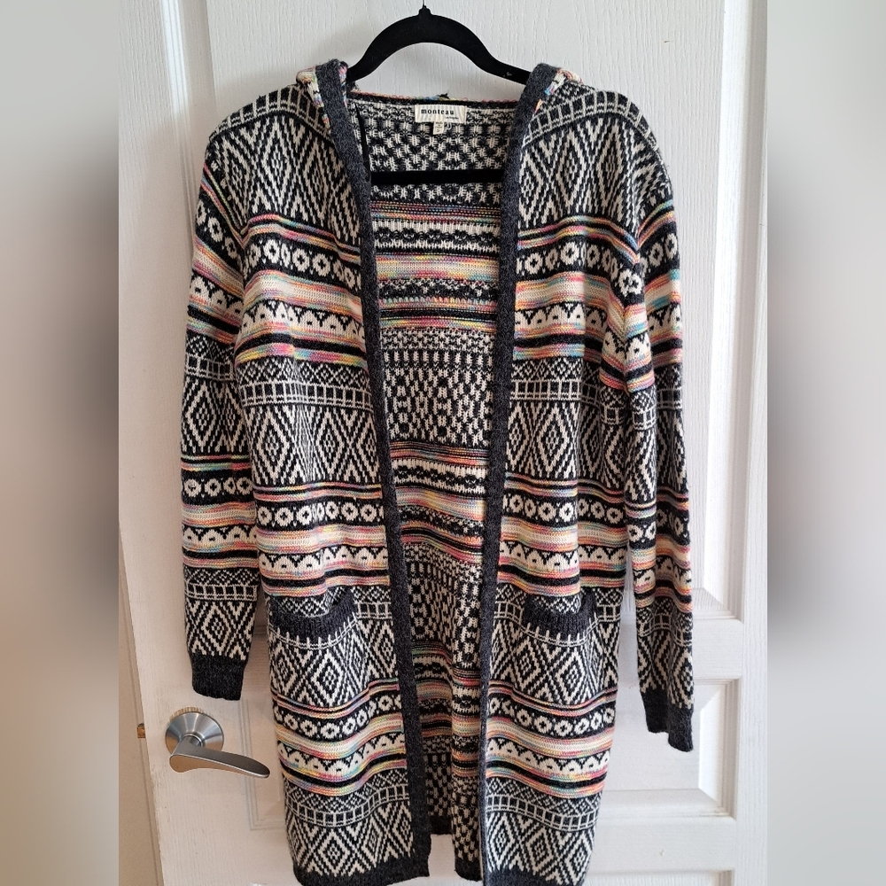MONTEAU Black and Cool Colored Patterned Cardigan With Hood - Super Cool..